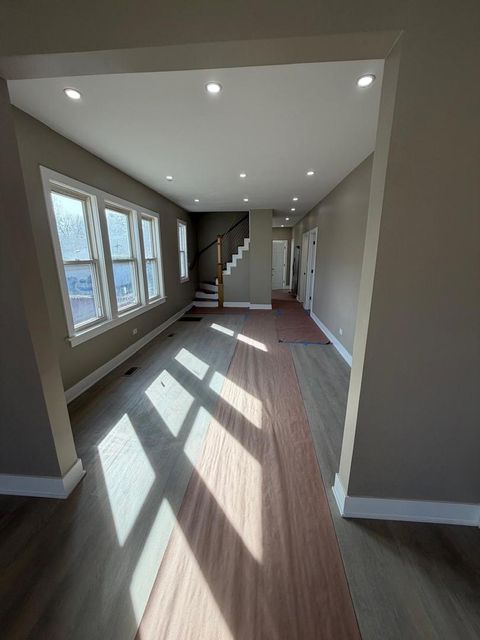 Tiny photo for 10426 S Calhoun Avenue, Chicago, IL 60617 (MLS # 12605478)