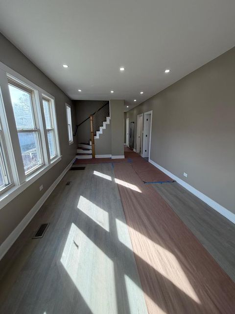 Tiny photo for 10426 S Calhoun Avenue, Chicago, IL 60617 (MLS # 12605478)