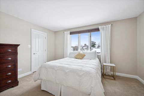 Tiny photo for 8401 Golfview Drive, Orland Park, IL 60462 (MLS # 12545127)