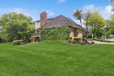 Tiny photo for 8401 Golfview Drive, Orland Park, IL 60462 (MLS # 12545127)