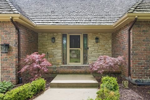 Tiny photo for 8401 Golfview Drive, Orland Park, IL 60462 (MLS # 12545127)