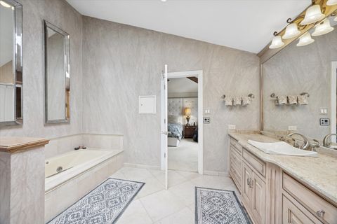 Tiny photo for 8401 Golfview Drive, Orland Park, IL 60462 (MLS # 12545127)