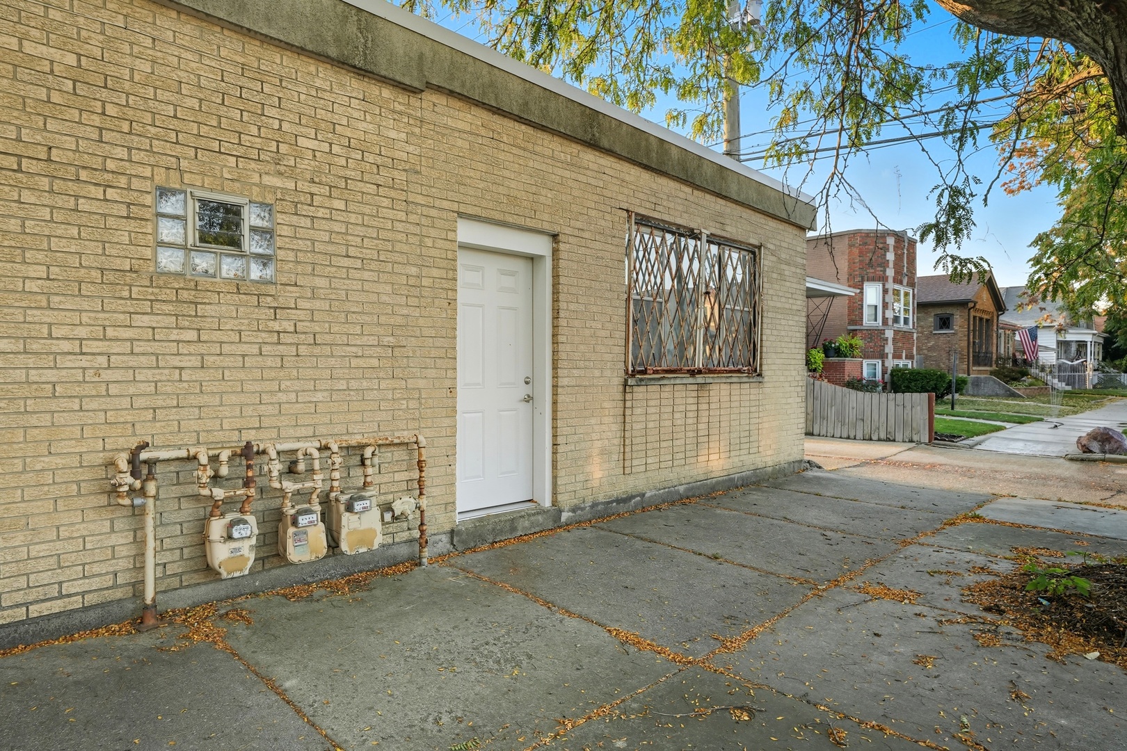 5840 W 63rd Street