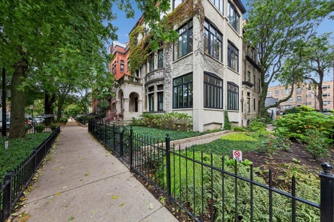 Tiny photo for 556 W Arlington Place #2, Chicago, IL 60614 (MLS # 12795978)