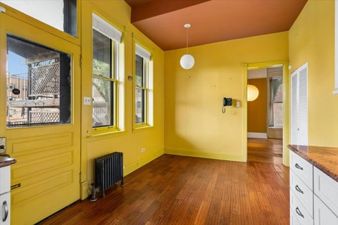 Tiny photo for 556 W Arlington Place #2, Chicago, IL 60614 (MLS # 12795978)