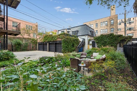 Tiny photo for 556 W Arlington Place #2, Chicago, IL 60614 (MLS # 12795978)
