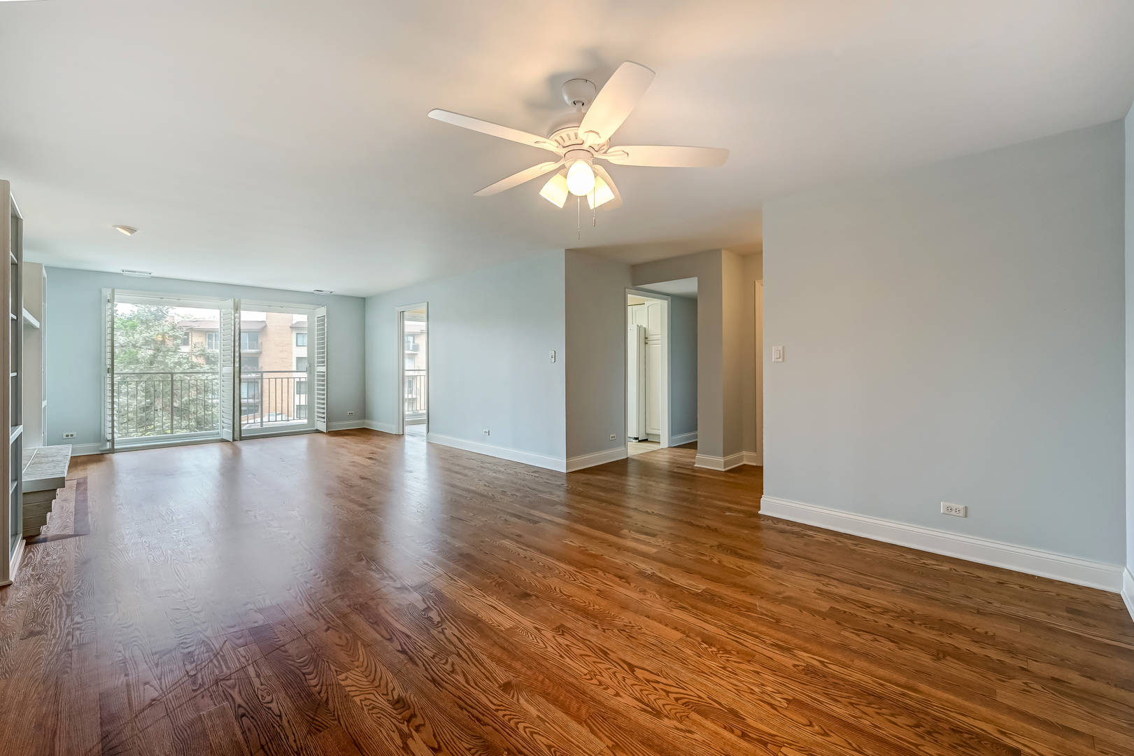 701 Lake Hinsdale Drive 412
