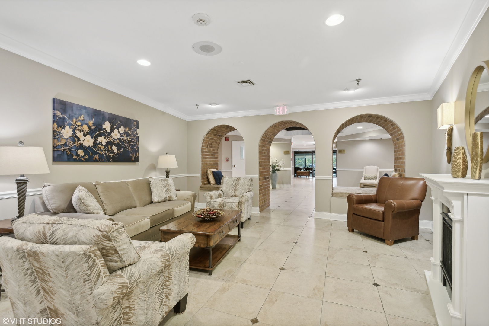 701 Lake Hinsdale Drive 412