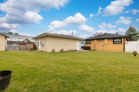 Tiny photo for 7656 W 80th Place, Bridgeview, IL 60455 (MLS # 12522469)