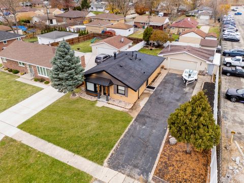 Tiny photo for 7656 W 80th Place, Bridgeview, IL 60455 (MLS # 12522469)