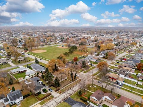 Tiny photo for 7656 W 80th Place, Bridgeview, IL 60455 (MLS # 12522469)