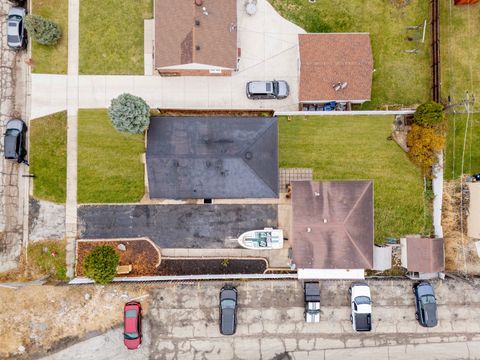 Tiny photo for 7656 W 80th Place, Bridgeview, IL 60455 (MLS # 12522469)