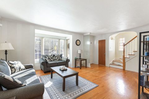 Tiny photo for 3400 N Narragansett Avenue, Chicago, IL 60634 (MLS # 12508057)