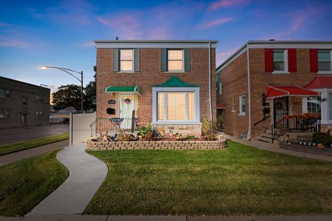 Photo of 3400 N Narragansett Avenue, Chicago, IL 60634 (MLS # 12508057)
