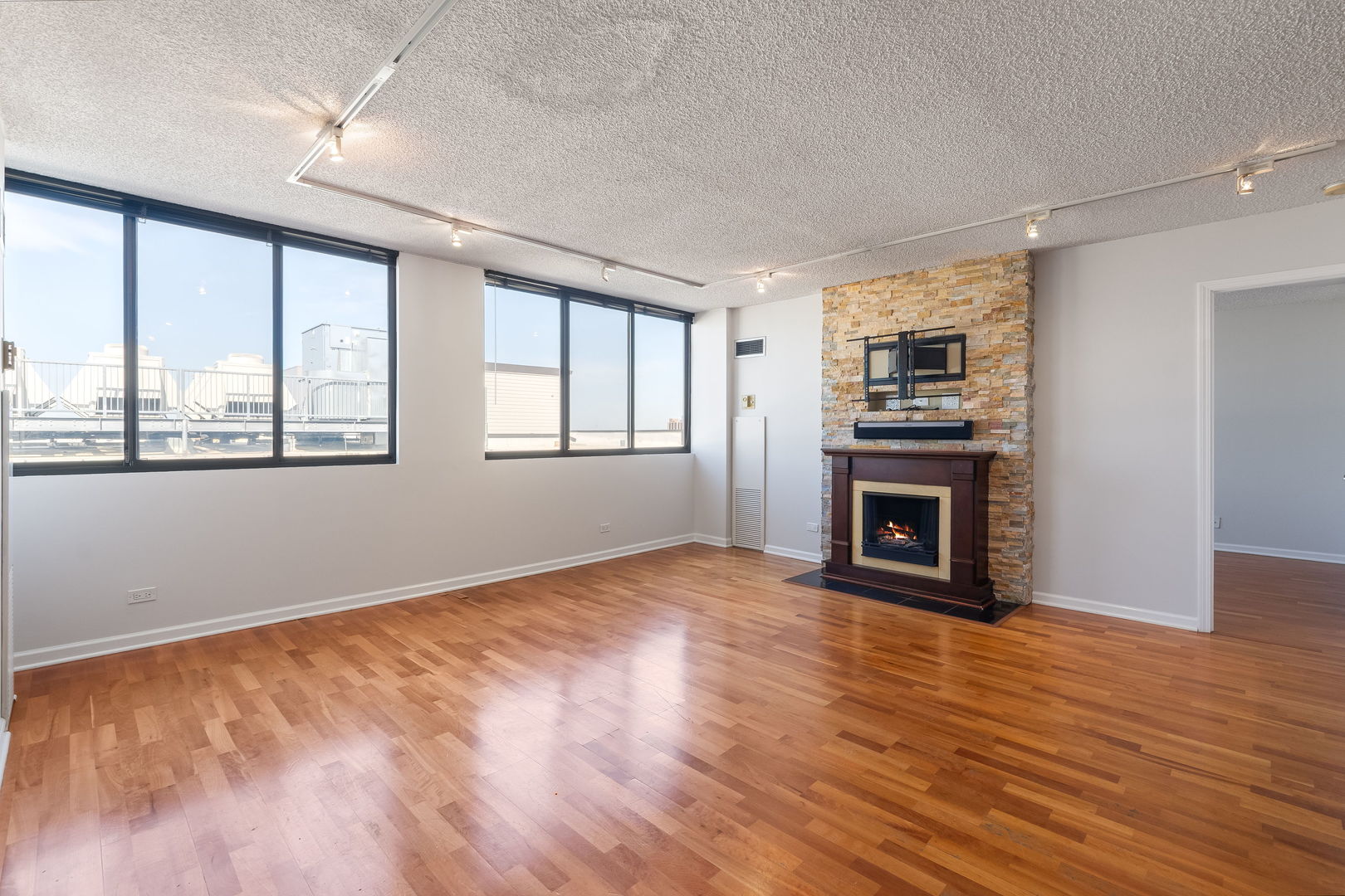 2800 N Orchard Street 905