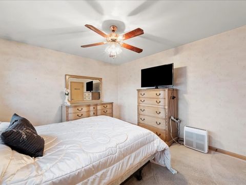 Tiny photo for 541 E 168 Street, South Holland, IL 60473 (MLS # 12535242)