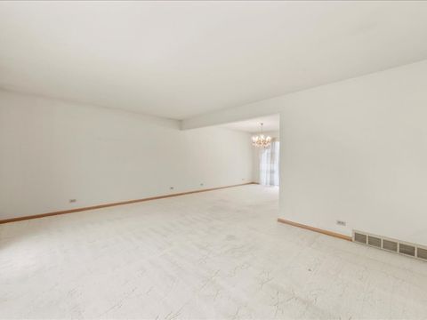 Tiny photo for 541 E 168 Street, South Holland, IL 60473 (MLS # 12535242)