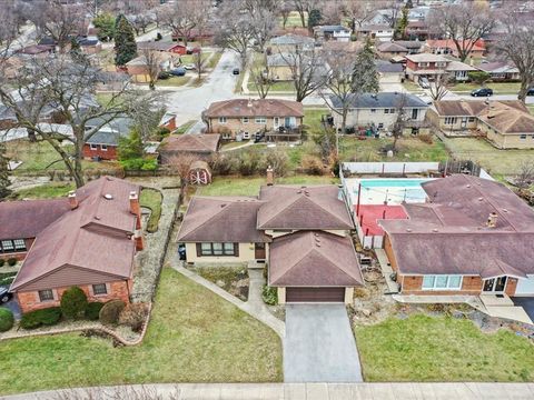 Tiny photo for 541 E 168 Street, South Holland, IL 60473 (MLS # 12535242)