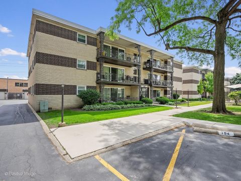 Photo of 925 8TH Avenue #4, La Grange, IL 60525 (MLS # 12661963)