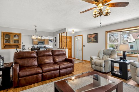 Tiny photo for 4235 Oaklane Road, Rockford, IL 61109 (MLS # 12632512)