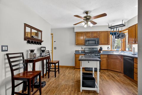 Tiny photo for 4235 Oaklane Road, Rockford, IL 61109 (MLS # 12632512)