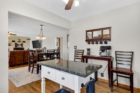 Tiny photo for 4235 Oaklane Road, Rockford, IL 61109 (MLS # 12632512)