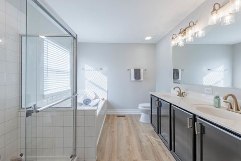 Tiny photo for 408 Fountain Avenue, Elgin, IL 60124 (MLS # 12540334)