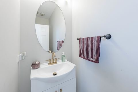 Tiny photo for 408 Fountain Avenue, Elgin, IL 60124 (MLS # 12540334)