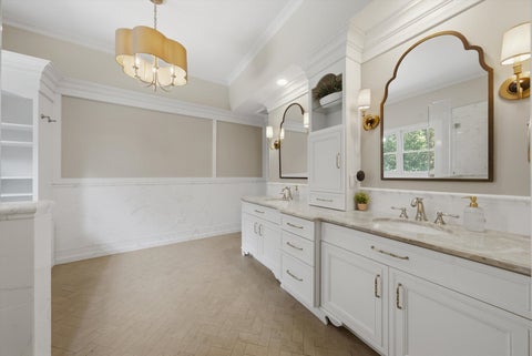 Tiny photo for 2523 Forest Court, Lindenhurst, IL 60046 (MLS # 12775723)