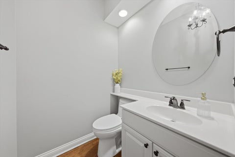 Tiny photo for 2523 Forest Court, Lindenhurst, IL 60046 (MLS # 12775723)