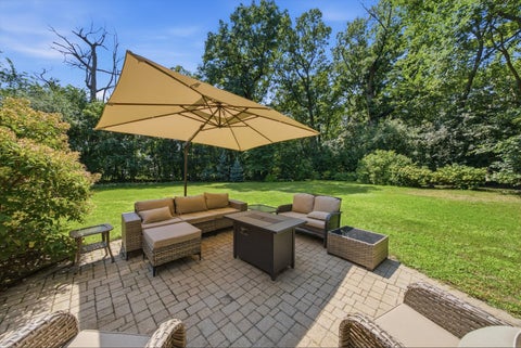 Tiny photo for 2523 Forest Court, Lindenhurst, IL 60046 (MLS # 12775723)