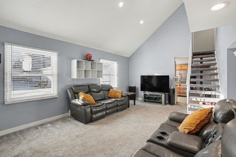 Tiny photo for 207 Seabury Road, Bolingbrook, IL 60440 (MLS # 12551595)