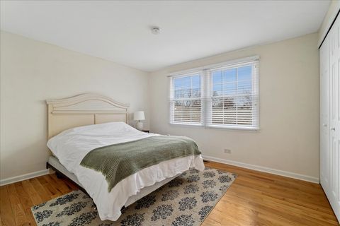 Tiny photo for 271 Terrace Place, Buffalo Grove, IL 60089 (MLS # 12578841)