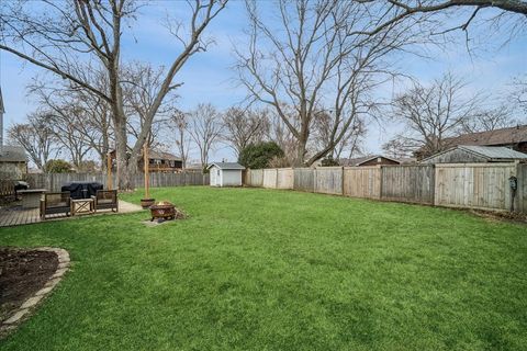 Tiny photo for 271 Terrace Place, Buffalo Grove, IL 60089 (MLS # 12578841)