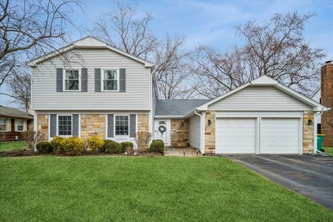 Photo of 271 Terrace Place, Buffalo Grove, IL 60089 (MLS # 12578841)