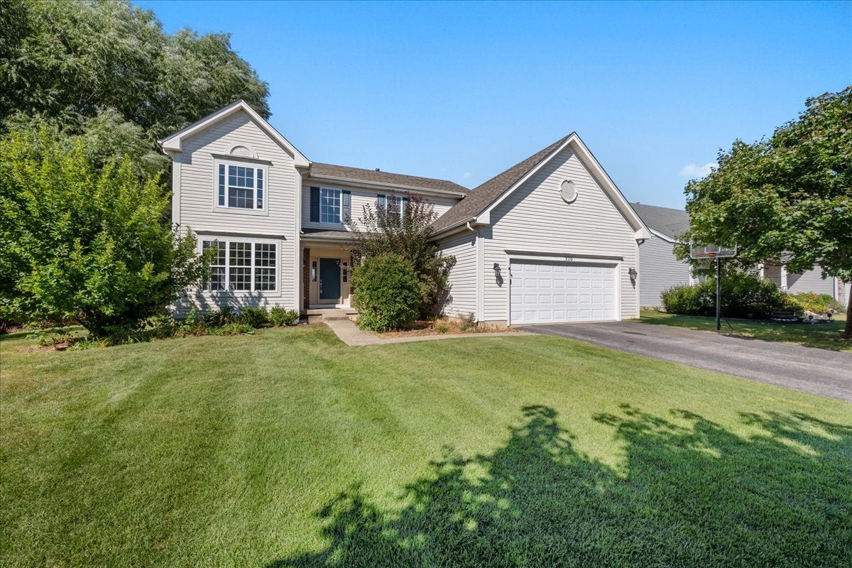 320 Hampstead Drive