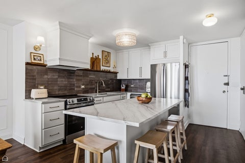 Tiny photo for 1660 N La Salle Drive #2608, Chicago, IL 60614 (MLS # 12725987)