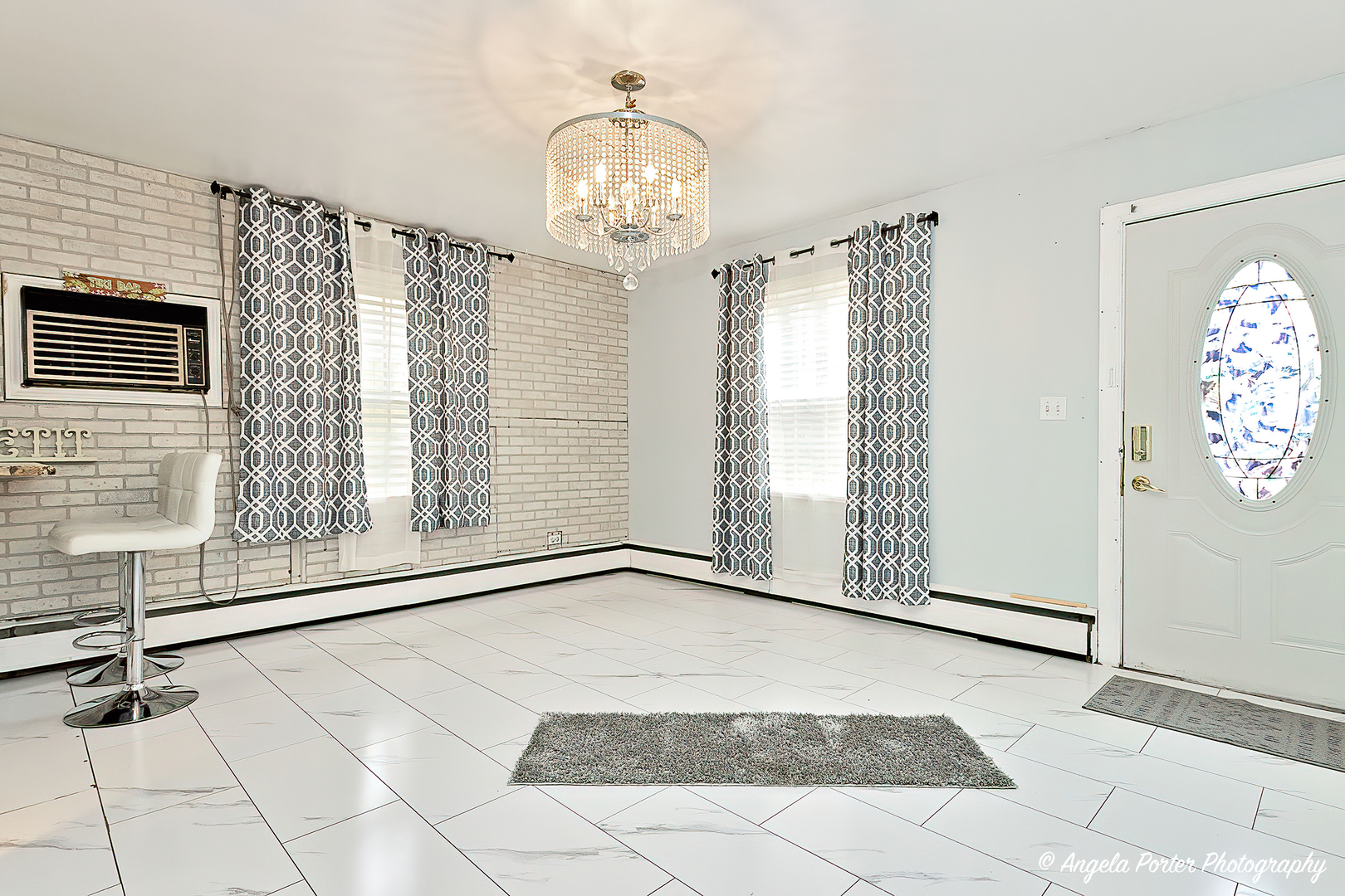 617 Colville Place
