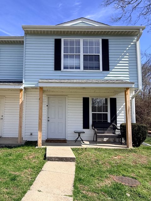 Photo of 612 E Campus Drive #A-1, Carbondale, IL 62901 (MLS # 12597214)