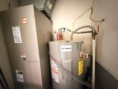 Tiny photo for 612 E Campus Drive #A-1, Carbondale, IL 62901 (MLS # 12597214)