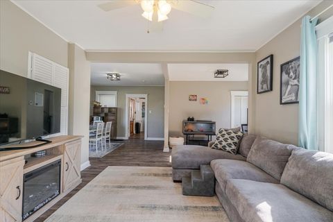 Tiny photo for 502 W Cruger Avenue, Eureka, IL 61530 (MLS # 12600025)