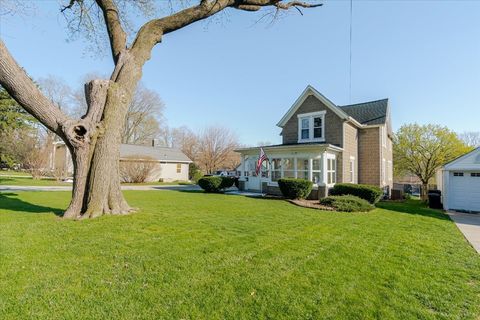 Tiny photo for 502 W Cruger Avenue, Eureka, IL 61530 (MLS # 12600025)