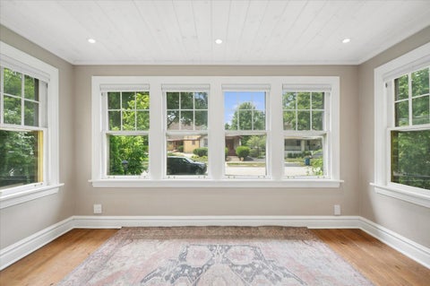 Tiny photo for 285 N Larch Avenue, Elmhurst, IL 60126 (MLS # 12733180)
