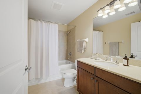 Tiny photo for 170 N Northwest Highway #406, Park Ridge, IL 60068 (MLS # 12519041)