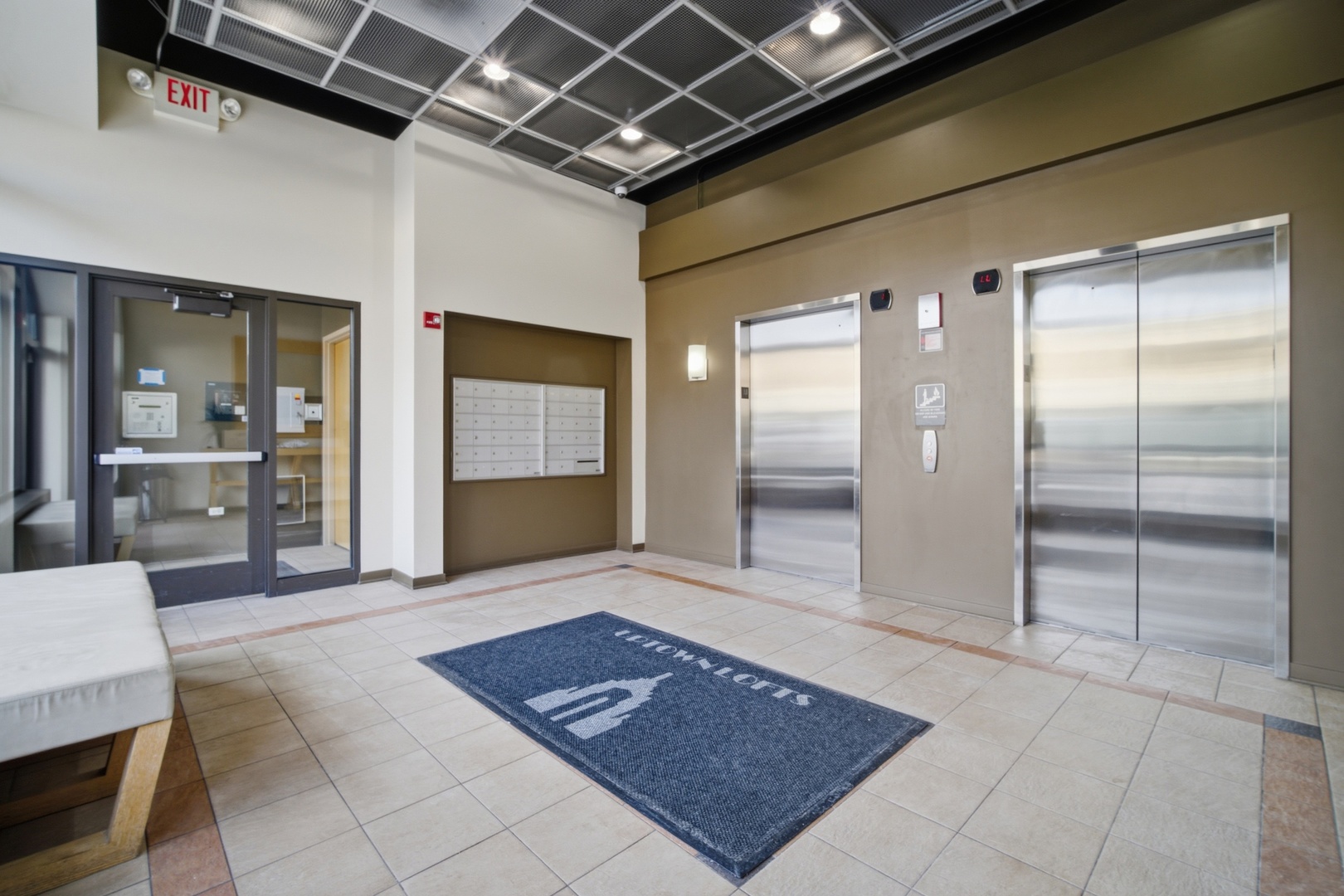 170 N Northwest Highway 406