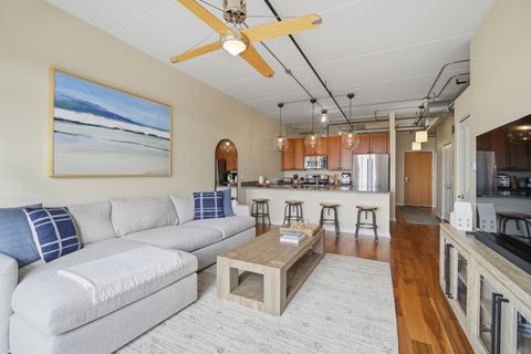 Tiny photo for 170 N Northwest Highway #406, Park Ridge, IL 60068 (MLS # 12519041)