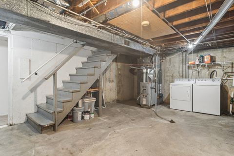 Tiny photo for 1058 N Boxwood Drive #A, Mount Prospect, IL 60056 (MLS # 12625923)