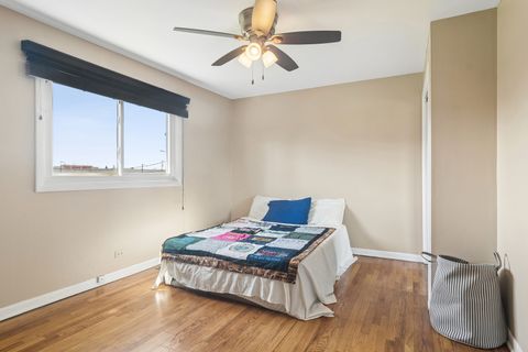 Tiny photo for 1058 N Boxwood Drive #A, Mount Prospect, IL 60056 (MLS # 12625923)