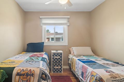 Tiny photo for 1058 N Boxwood Drive #A, Mount Prospect, IL 60056 (MLS # 12625923)