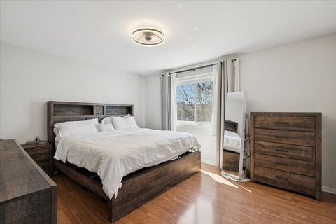 Tiny photo for 6763 Roanoake Court, Gurnee, IL 60031 (MLS # 12597400)